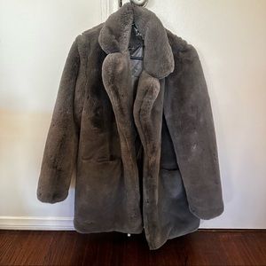 APPARIS faux fur coat like new